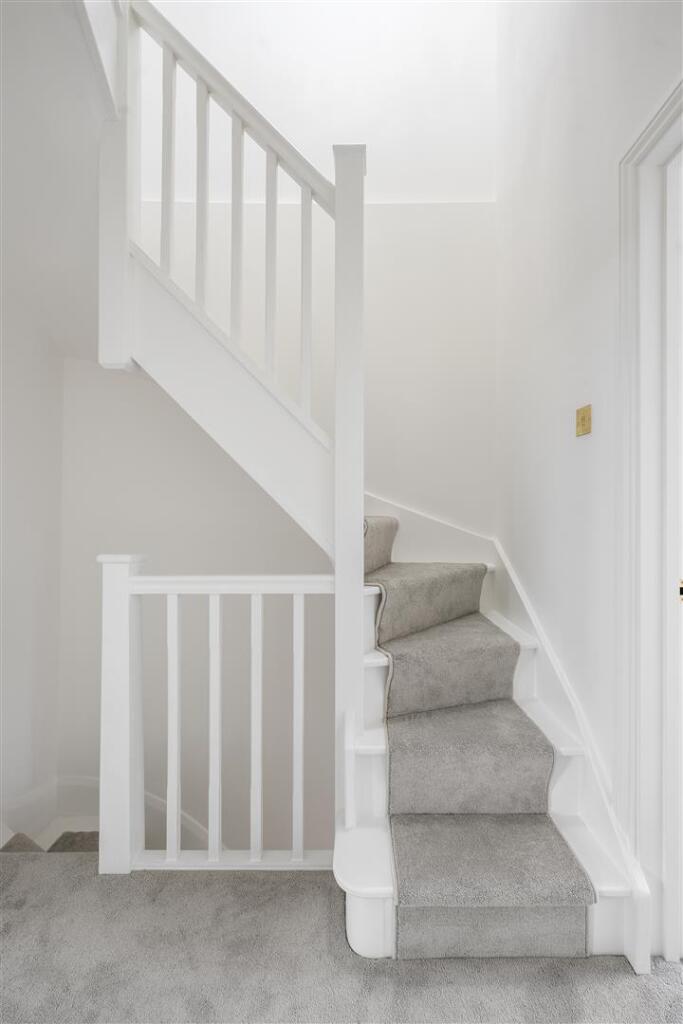 Capworth Street E10