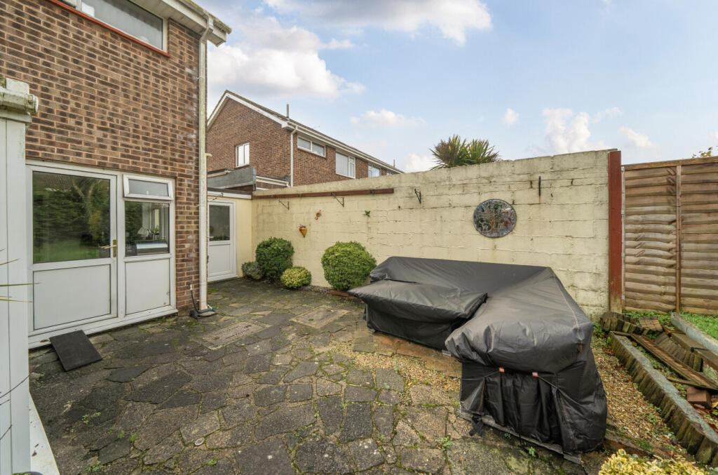 1384682-6-6929808...