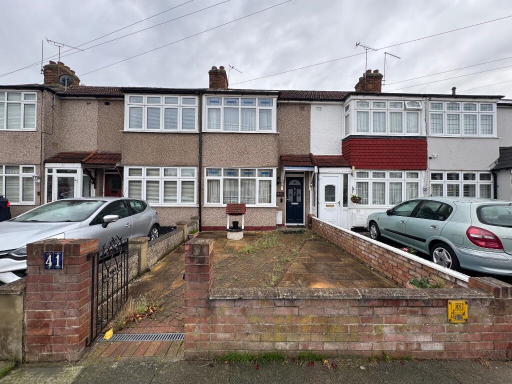 Linley Crescent, Romford, 