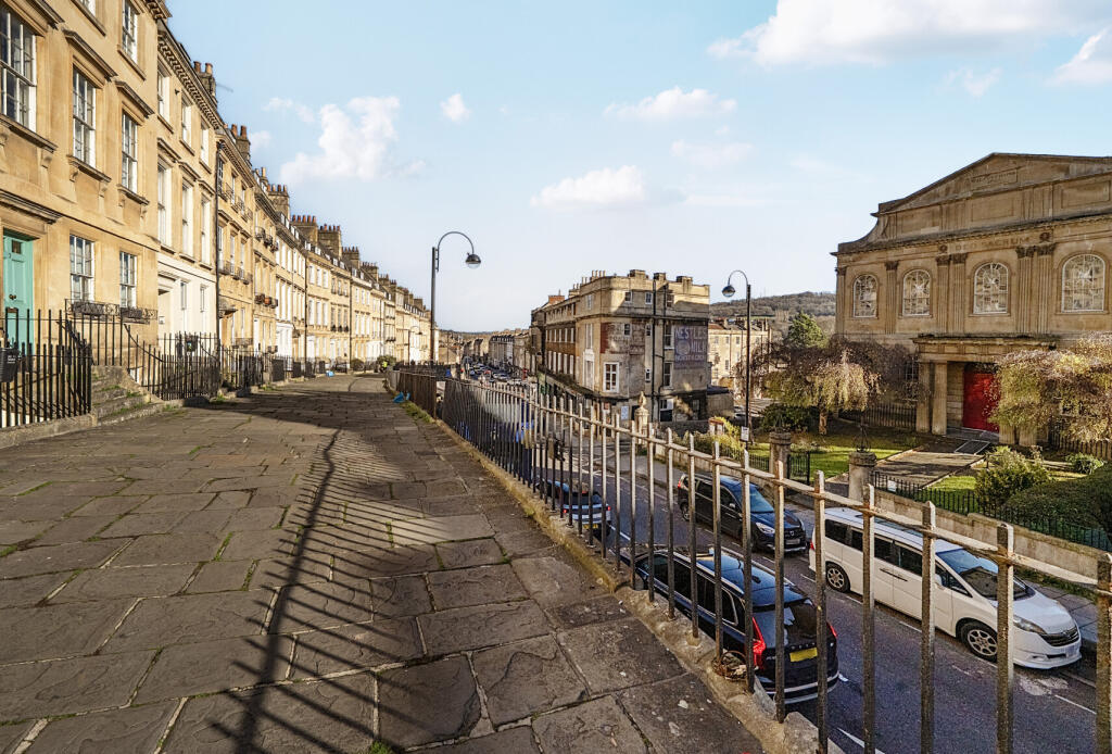 1382535-3-691b175...