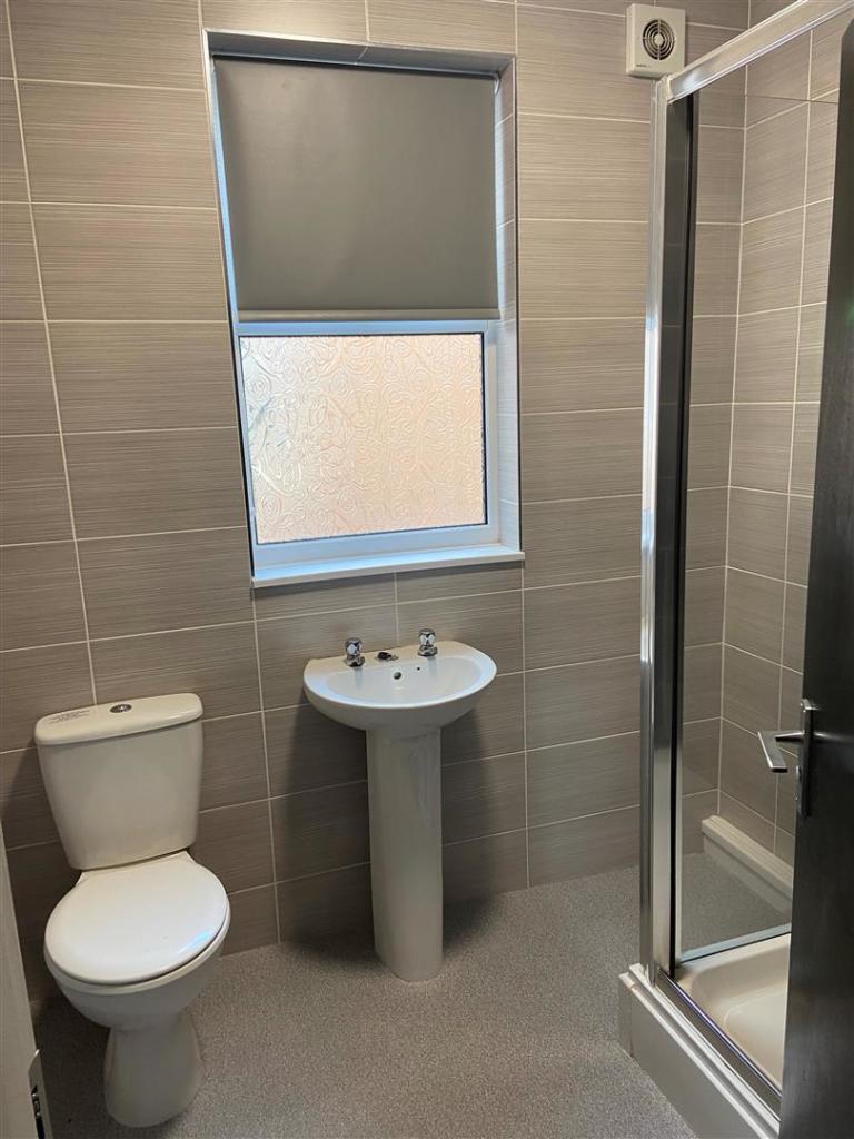 Bathroom 1.3.JPG