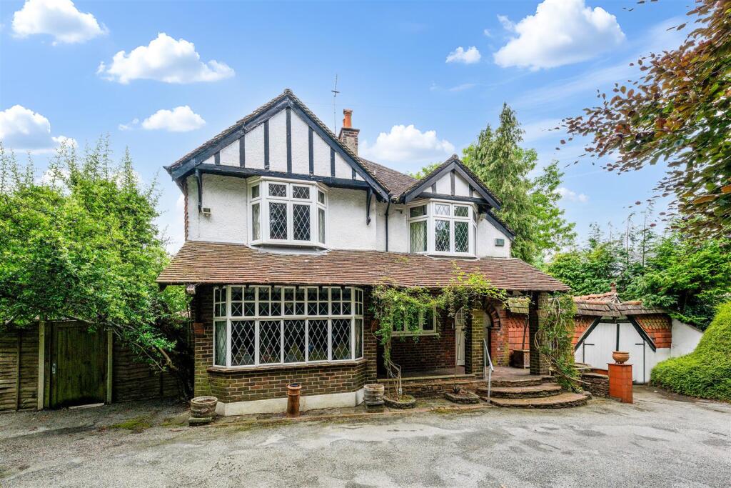 REIGATE ROAD, EXT- (3).jpg