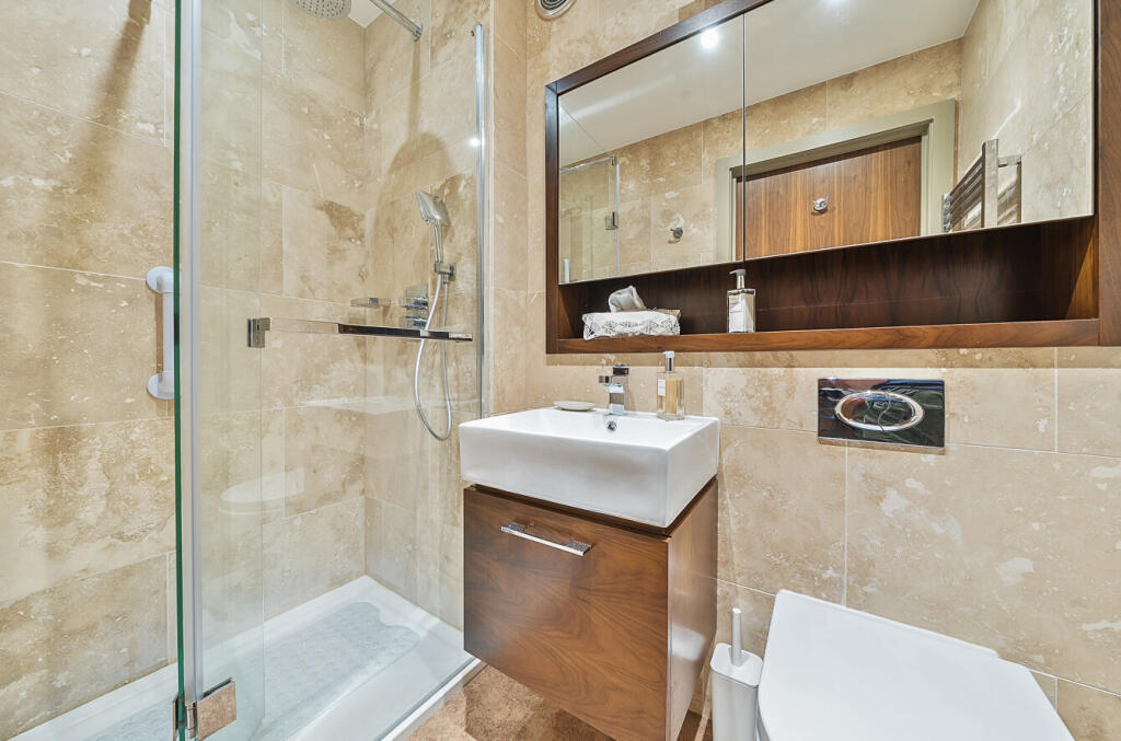 1329283-15-687f99...