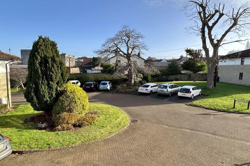 Outlook to Front Aspect