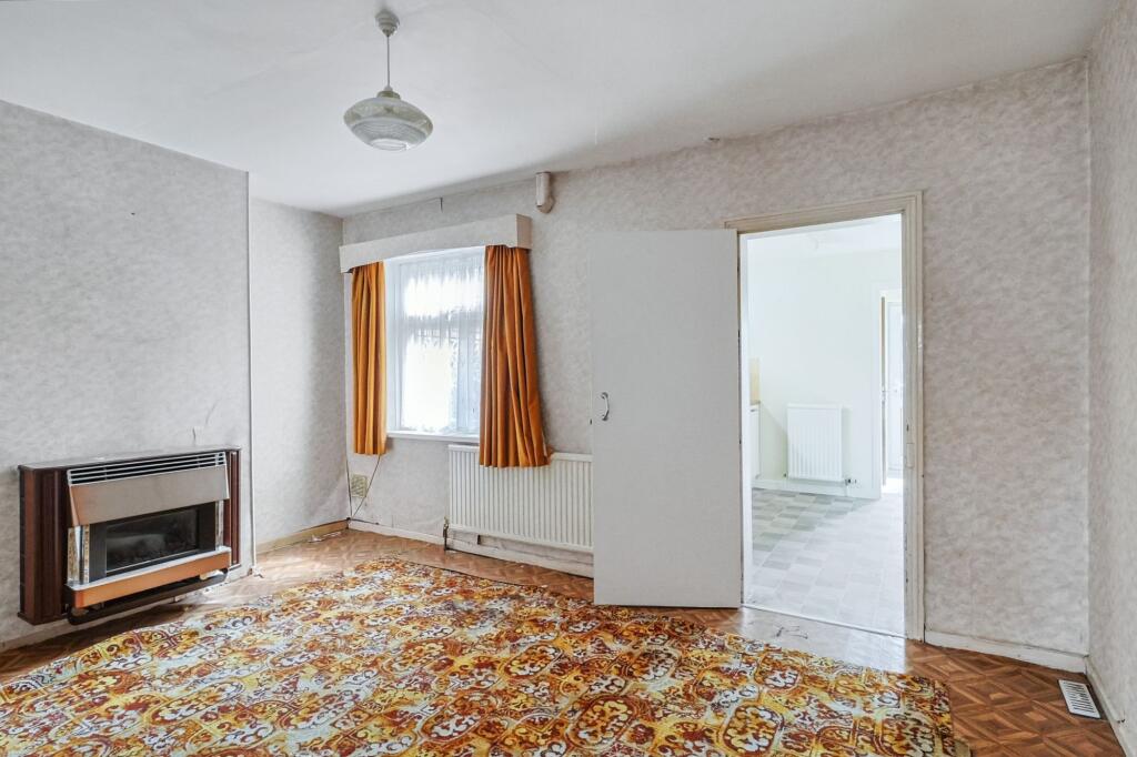 7 Oldfield Road, Westbury, Wiltshire BA13 3LA