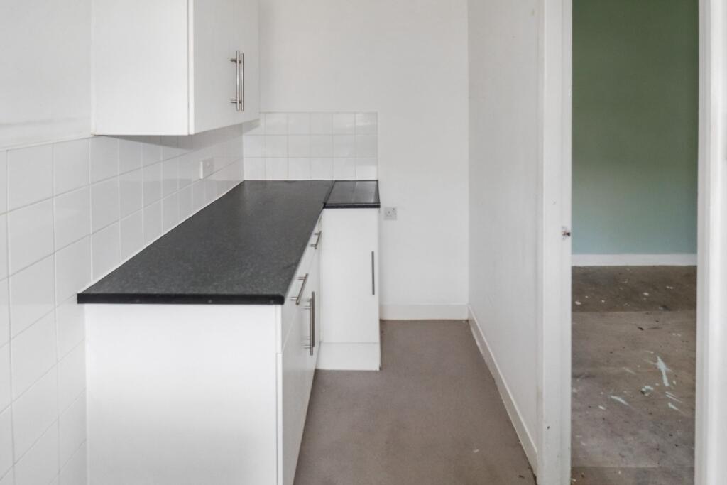 10 Claremont Street, Sowerby Bridge, West Yorkshire, HX6 2PD