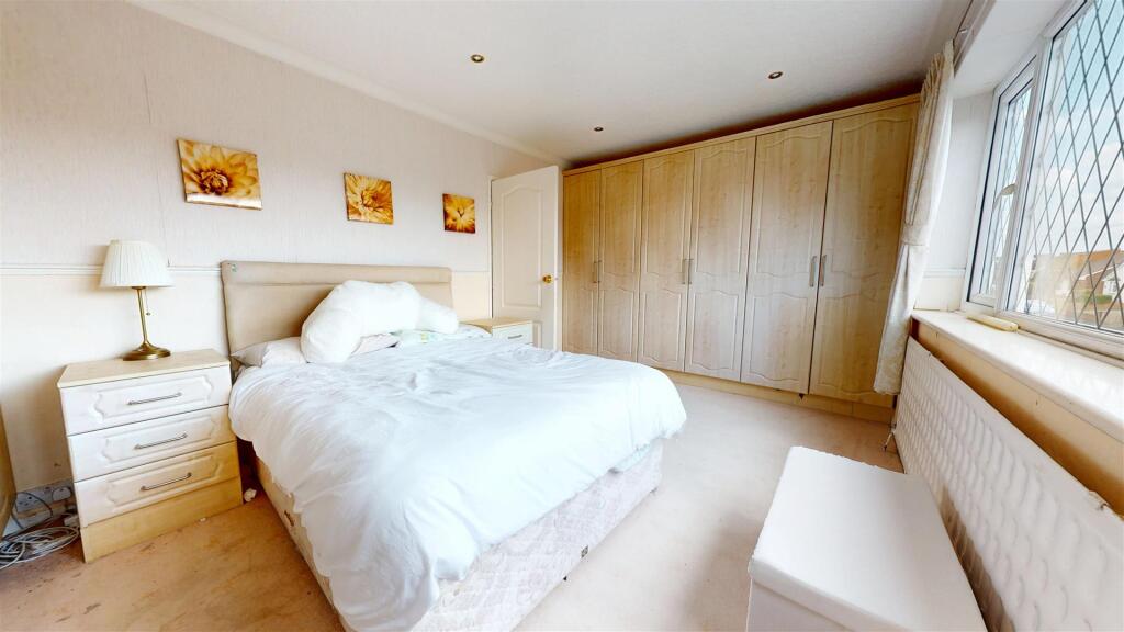 Avondale Road Bedroom