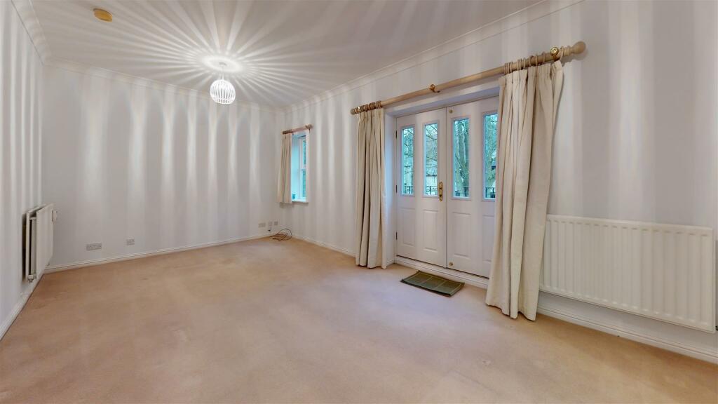 Regency-Court-Unfurnished.jpg