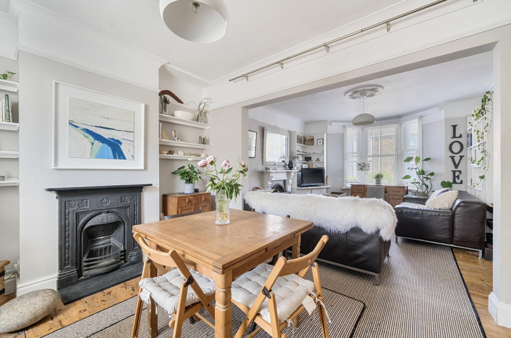 1303500-4-685535c...