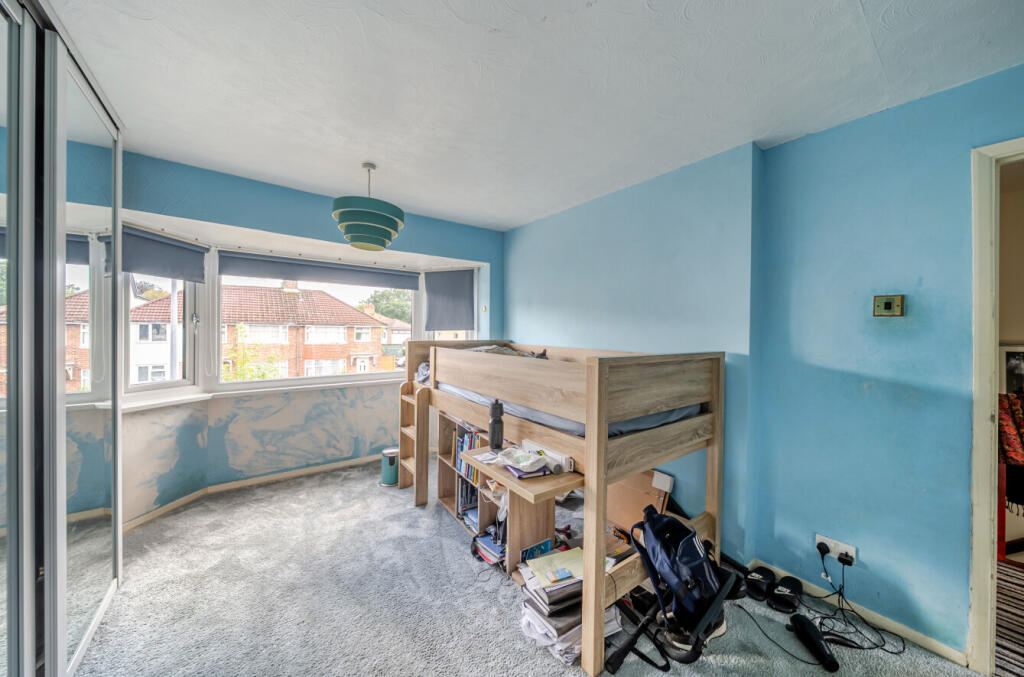 1348934-16-68b9ab...