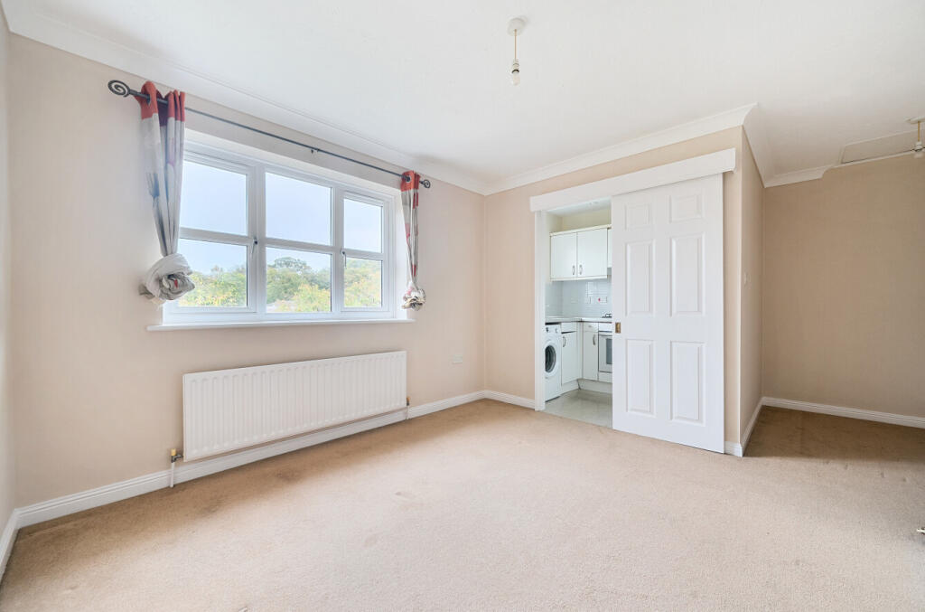 1366038-11-68ee40...