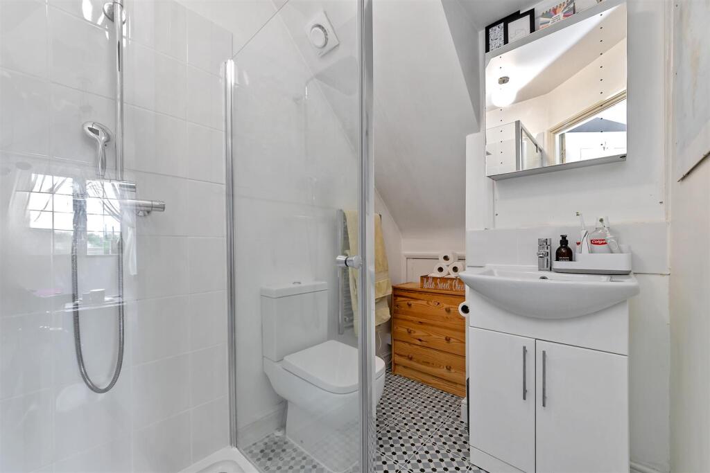 228LondonRoad-19.jpg