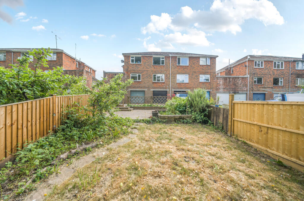 1296906-3-682b3b4...