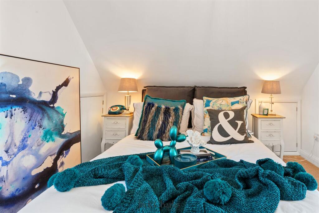 177 Hadlow Road 4.jpg