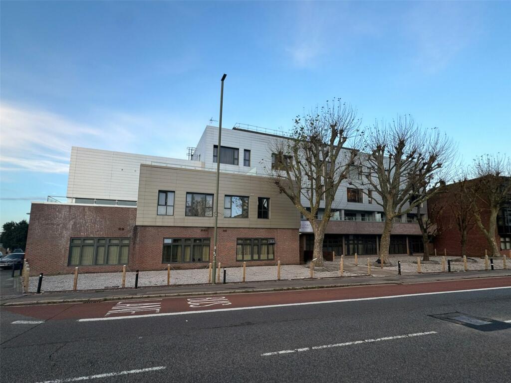 Crownage Court, 99 Staines Road West, Sunbury-On-Thames, Surrey, TW16