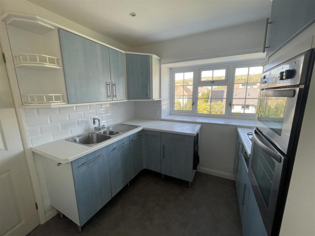 kitchen2.jpeg