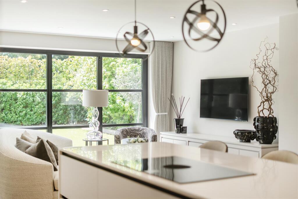 Kitchen/Living/Dining/Room