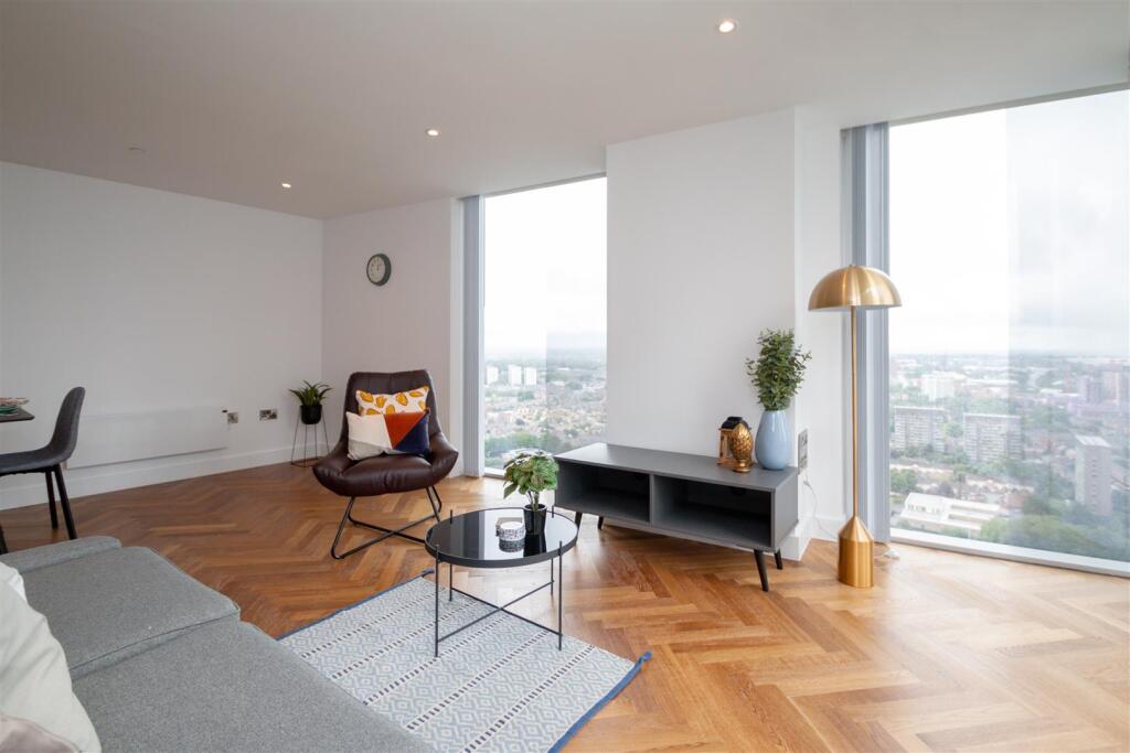 Spacious lounge.jpg