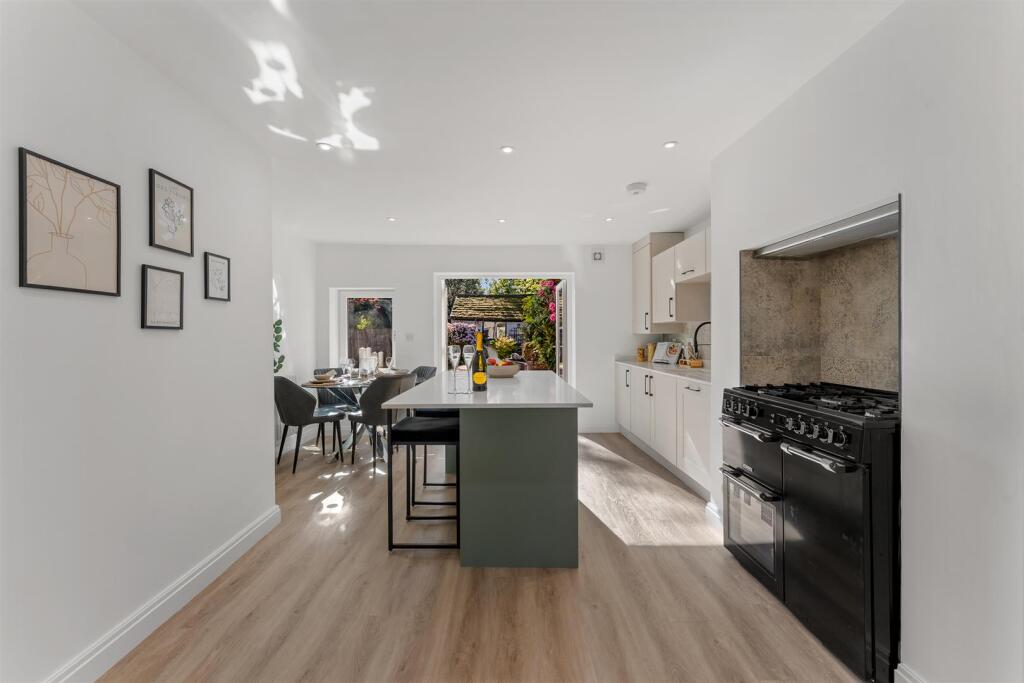 140 PEMBERTON ROAD-25.jpg