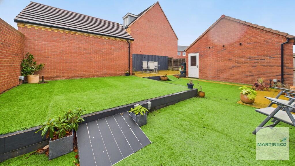 CAM03663G0-PR0220...