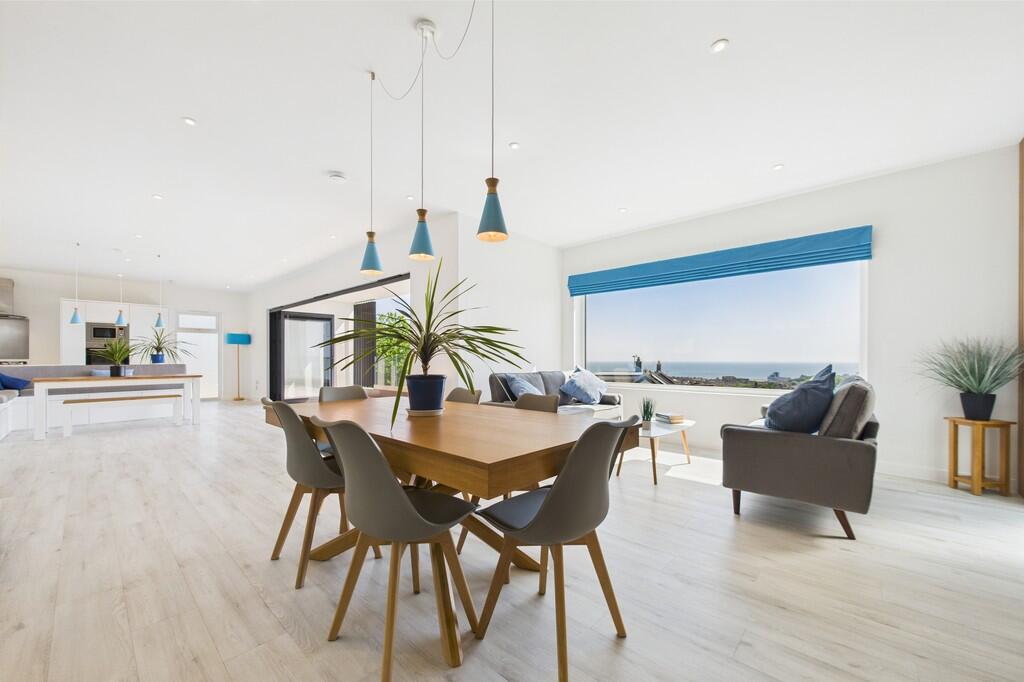 CAM01085G0-PR0554...