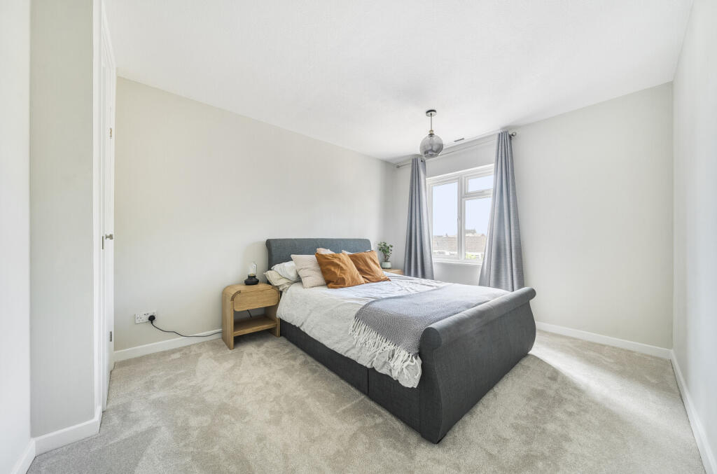 1318371-20-6863d3...