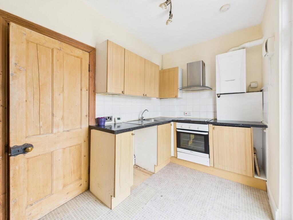 CAM03974G0-PR0223...