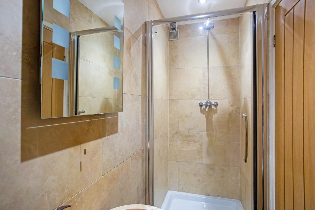 17 Keynshambury Road 306783 (17).jpg