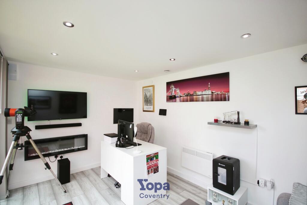 0295d81b-Garden 20Room.JPG