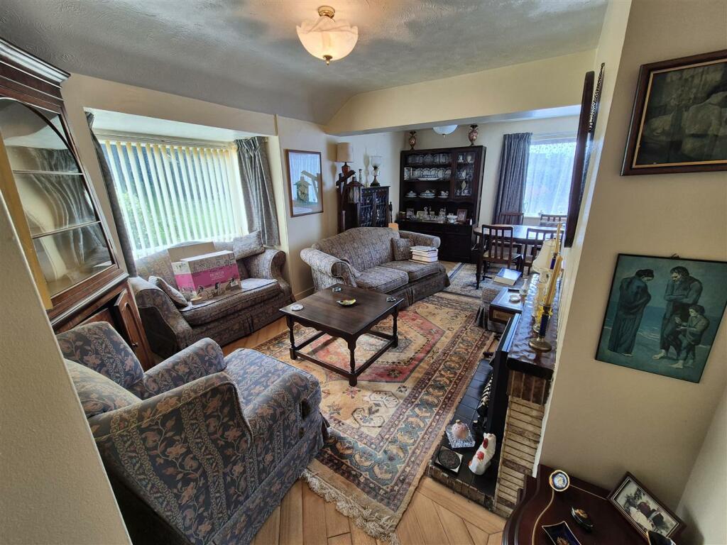Living Room and Dining Area (L shaped in nature)