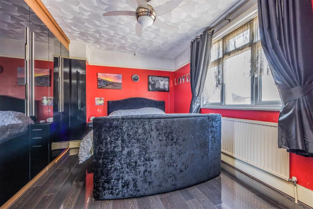 26 Queens Grove, Waterlooville-Small-PorticoMarket