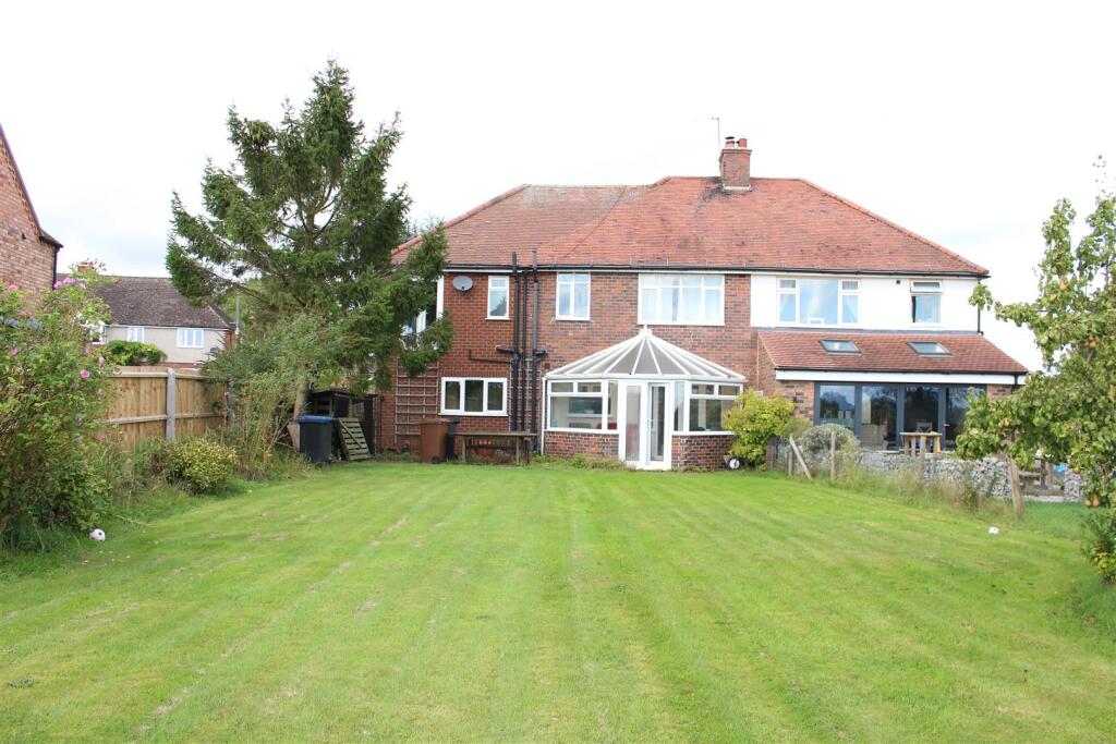 42 Main Street, Orton on the Hill