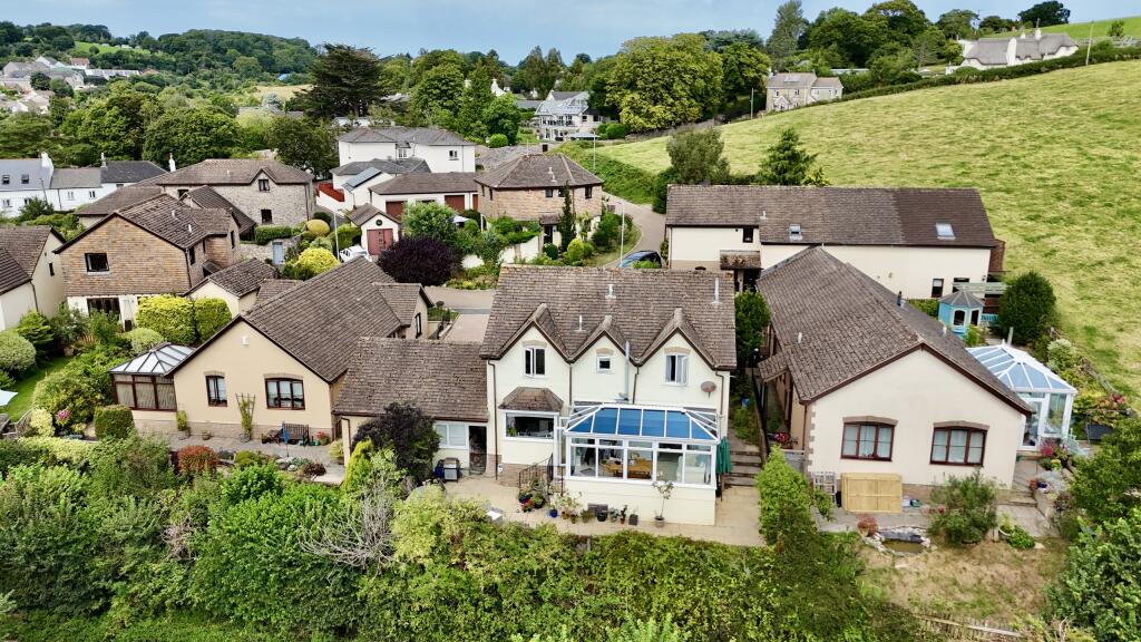 dji_fly_20240801_123356 PM_0014_1722514464778_phot