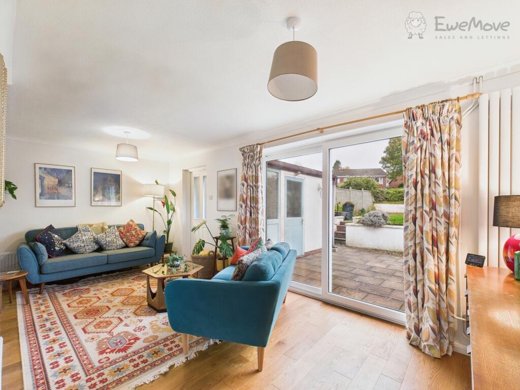 EWEMOVE TIVERTON - LOUNGE