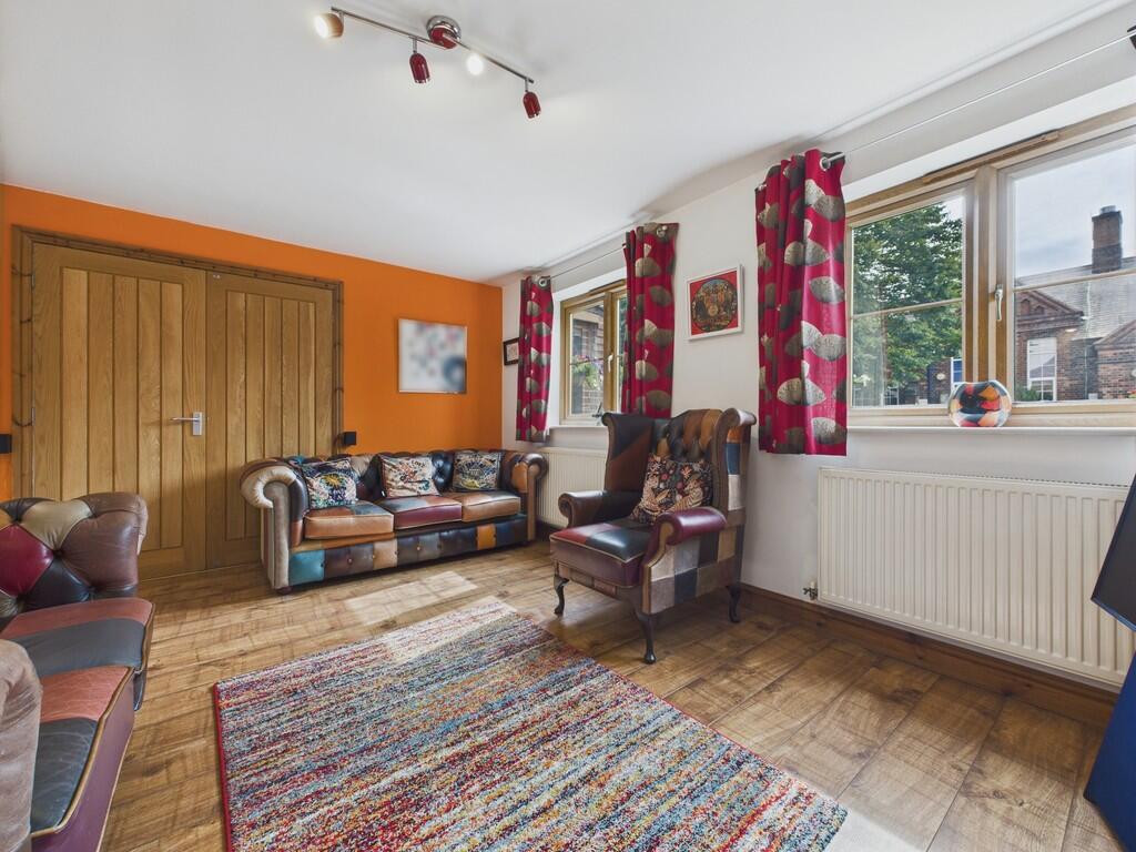 CAM04273G0-PR0175...