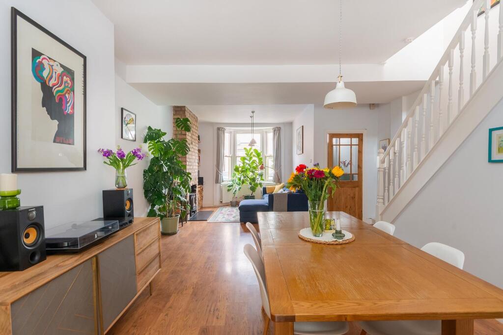 2H0RSW - Reception J.jpg