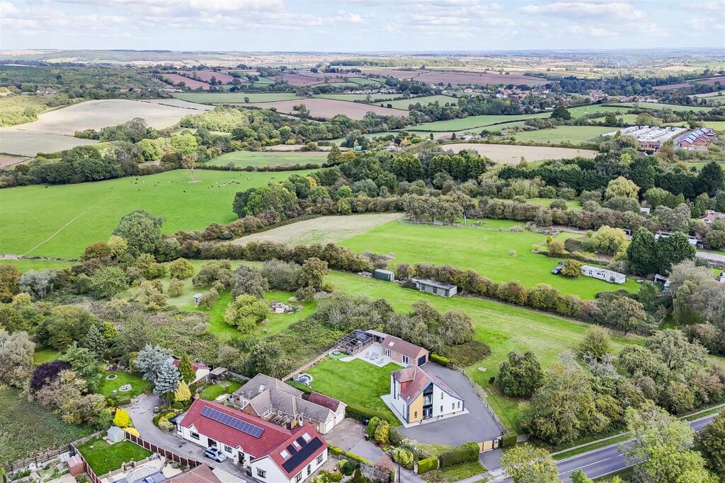 DJI_20250925130053_0420_D-DJI_20250925130053_0424_