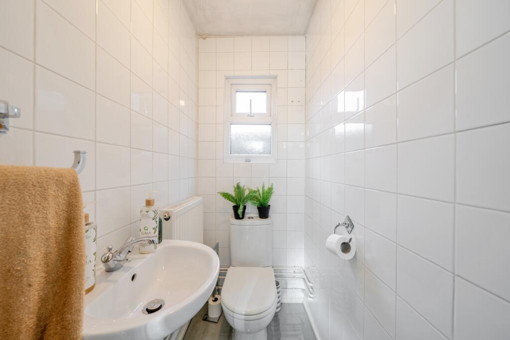 1372250-8-68ff755c1f6f5