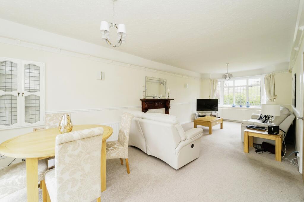 Living / Dining Room
