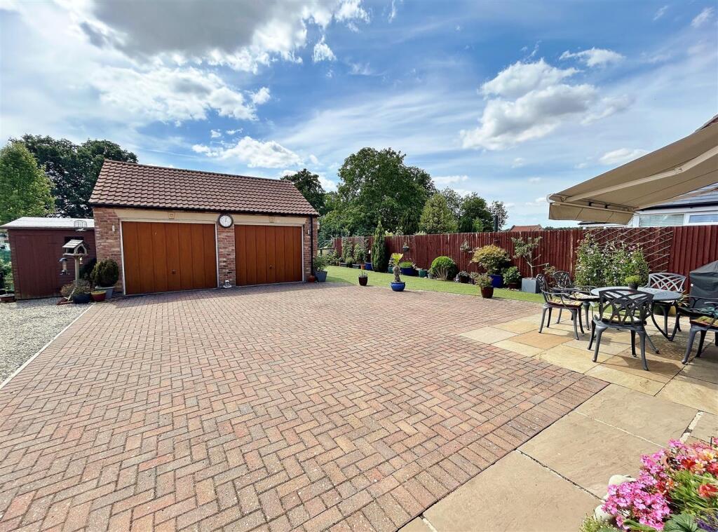 Rear Garden &amp; Garages