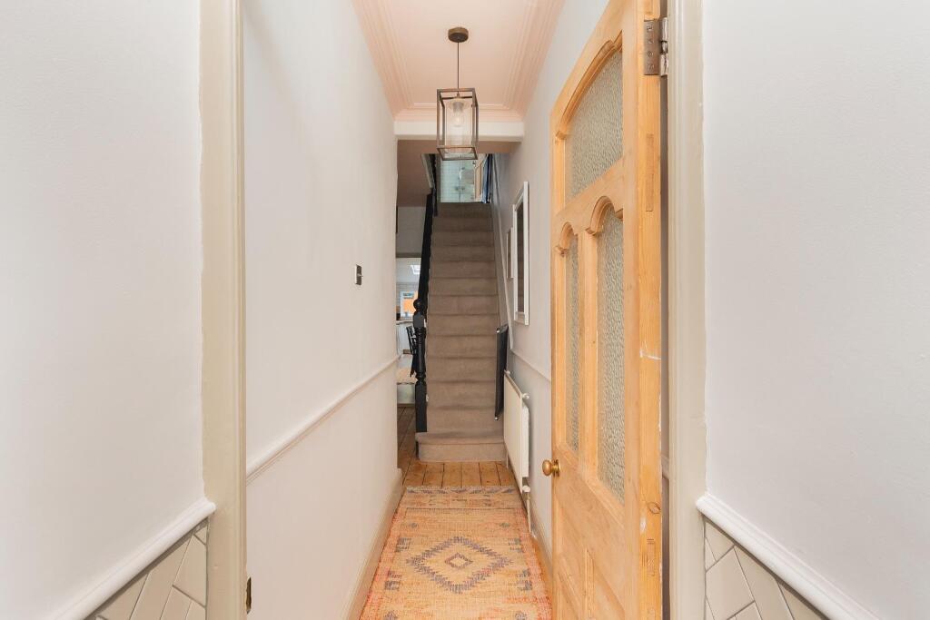 0C2RBN - Hallway A.jpg