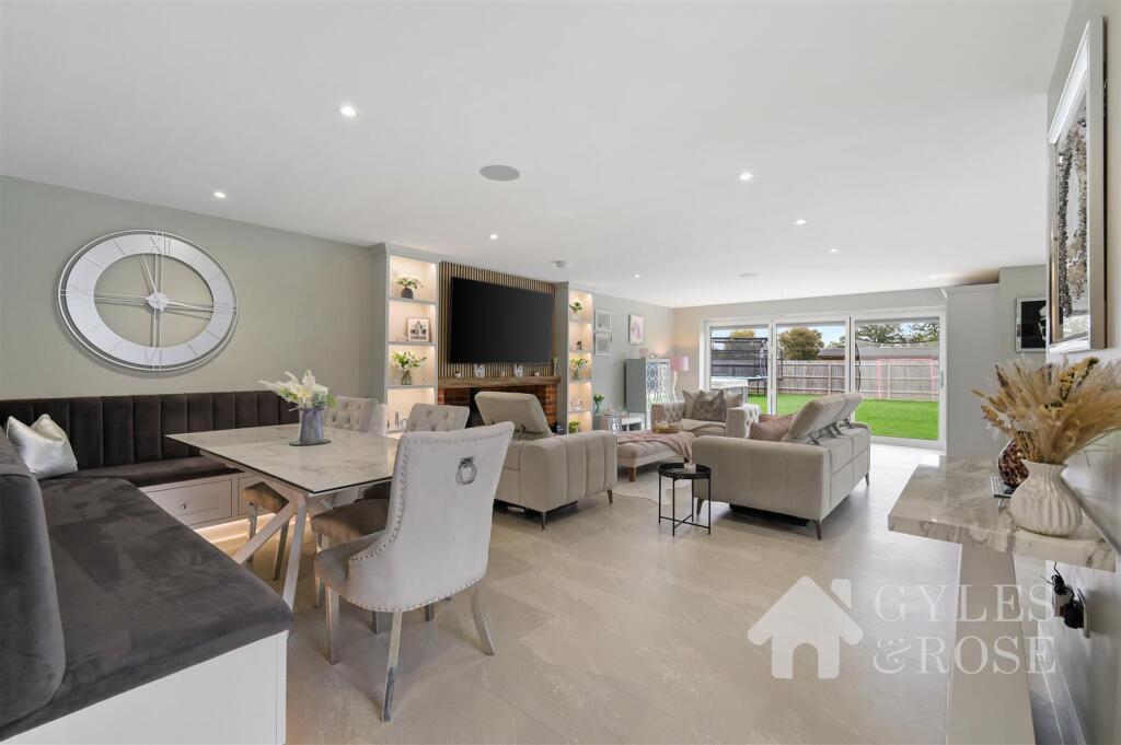 Kitchen/Dining/Living Room