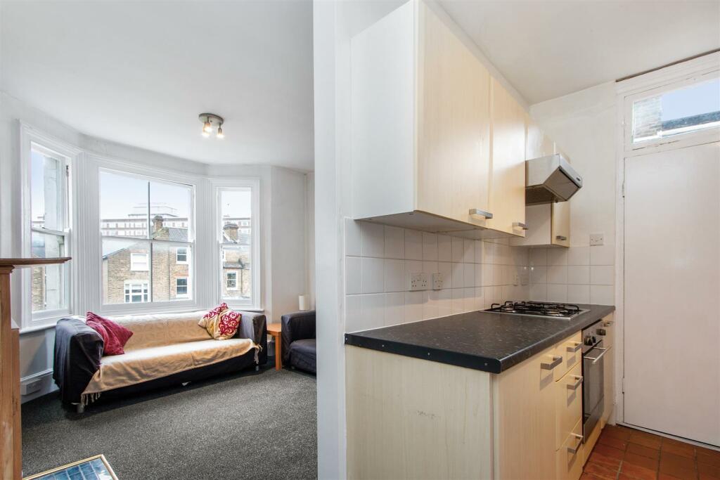 51a Tunley Road SW17 7QH kitchen 2.jpg