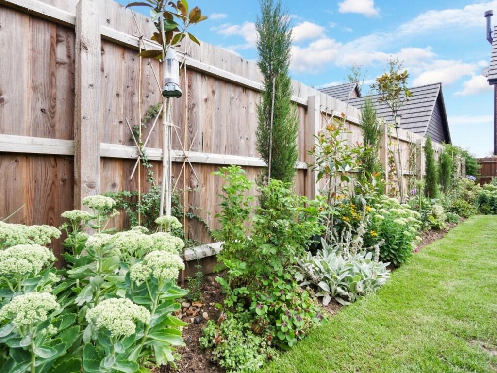 GARDEN3