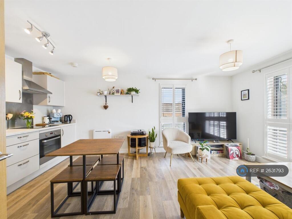 Living\Dining Area