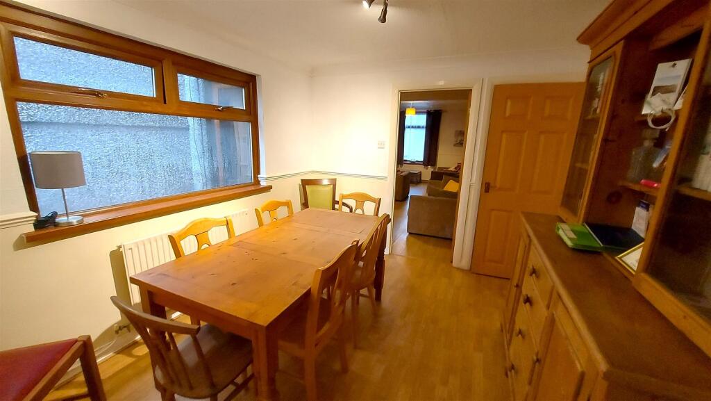 Dining Room B.jpg