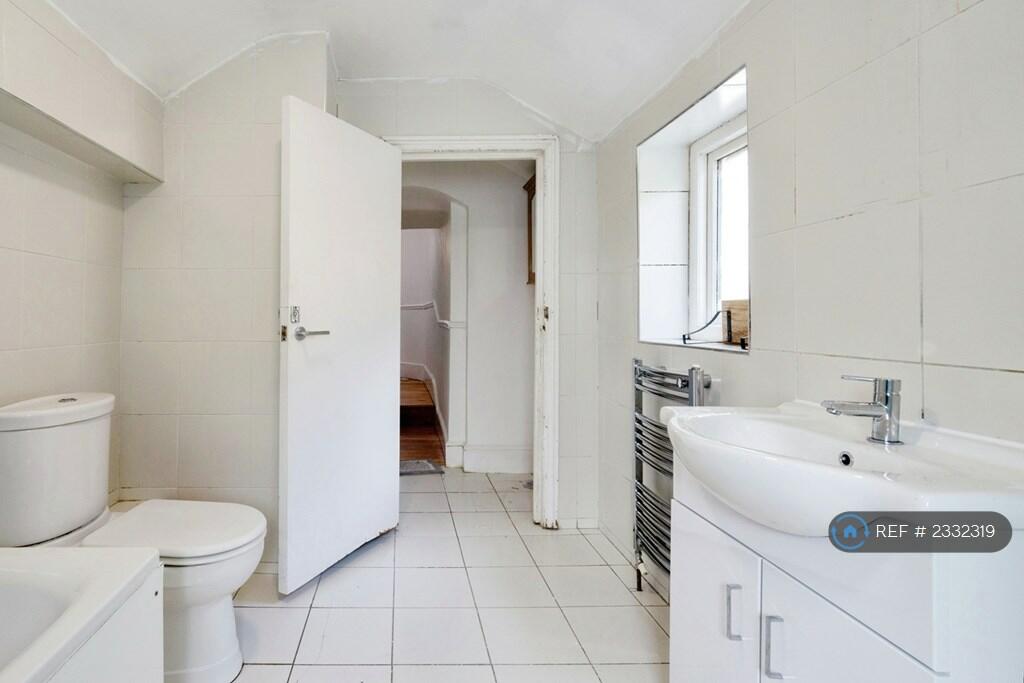 Ground Floor Bathroom