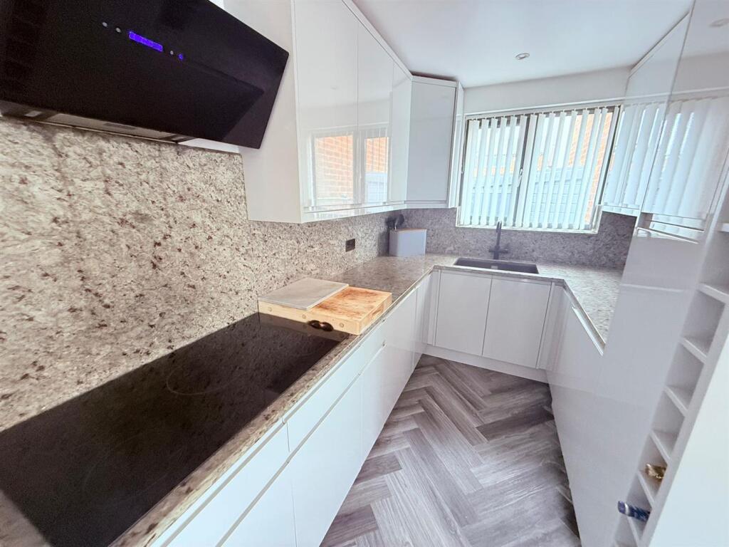 PHOTO-2025-08-04-13-32-11 (3).jpg