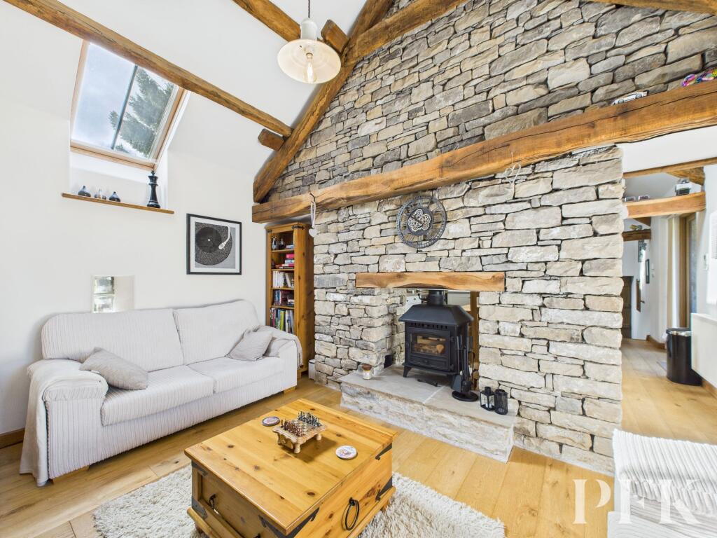 Low Fold Barn - Living Room