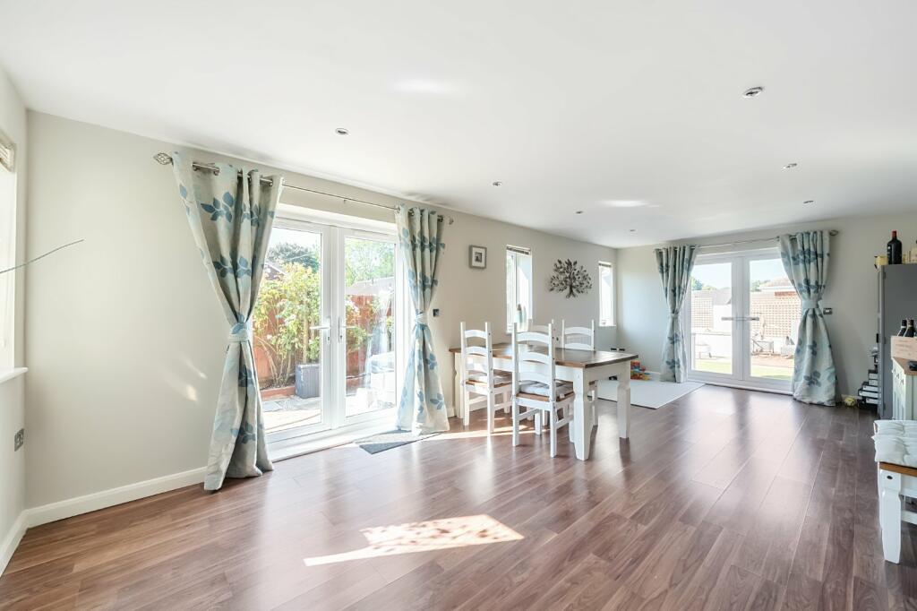 Dining/Family Room